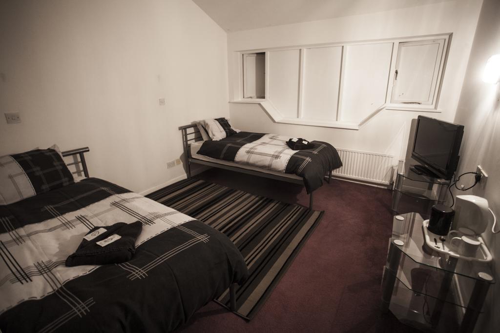 Beeches & Victorian Gardens Hotel 3*