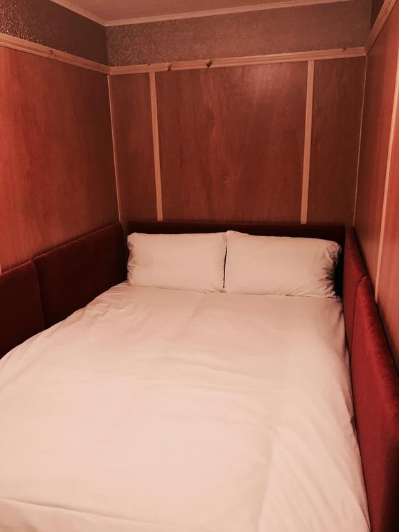 Hotel Beeches & Victorian Gardens Norwich