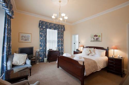 Hotel Beeches & Victorian Gardens