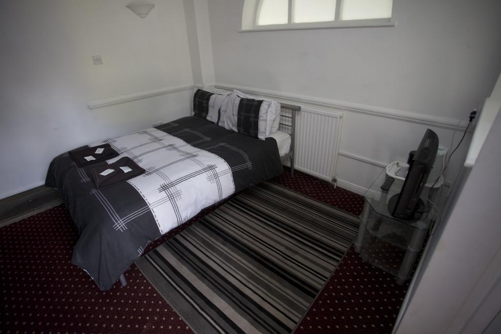 Hotel Beeches & Victorian Gardens
